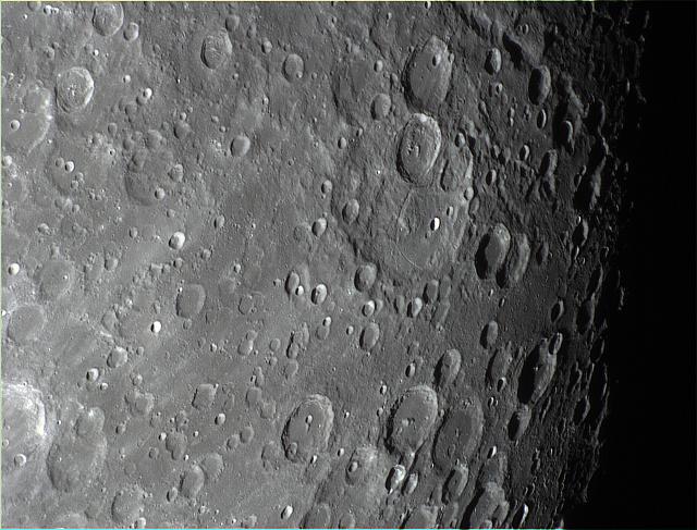 Janssen 2023-12-29-2305 6-U-L-Moon lapl5 ap1769 Drizzle15w-KG