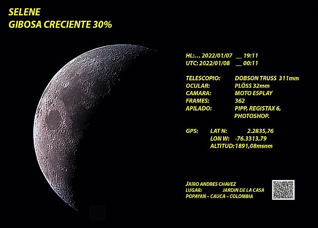 30%-Waxing-Crescent-Moon 2022-0-08-0011-JC